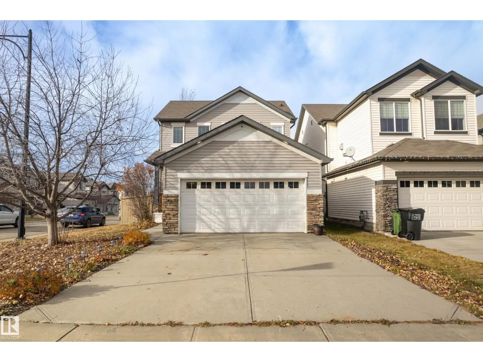 House for rent: 1756 63 St Sw, Edmonton, Alberta T6X 0S1