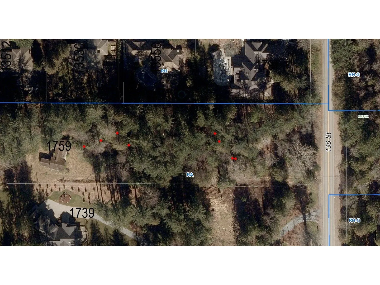 House for rent: 1759 136 Street, Surrey, British Columbia V4A 4E3