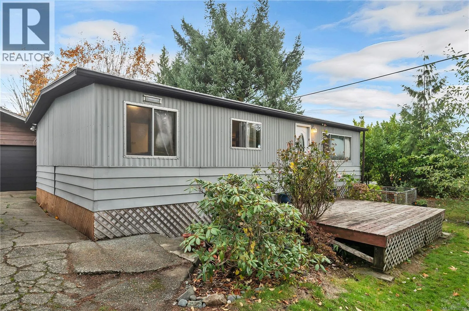 Manufactured Home for rent: 1760 Mcdonald Rd, Campbell River, British Columbia V9W 5K1