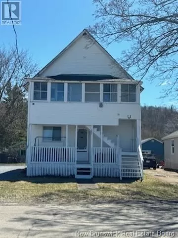 Duplex for rent: 176-178 Park Street, Sussex, New Brunswick E4E 1V3