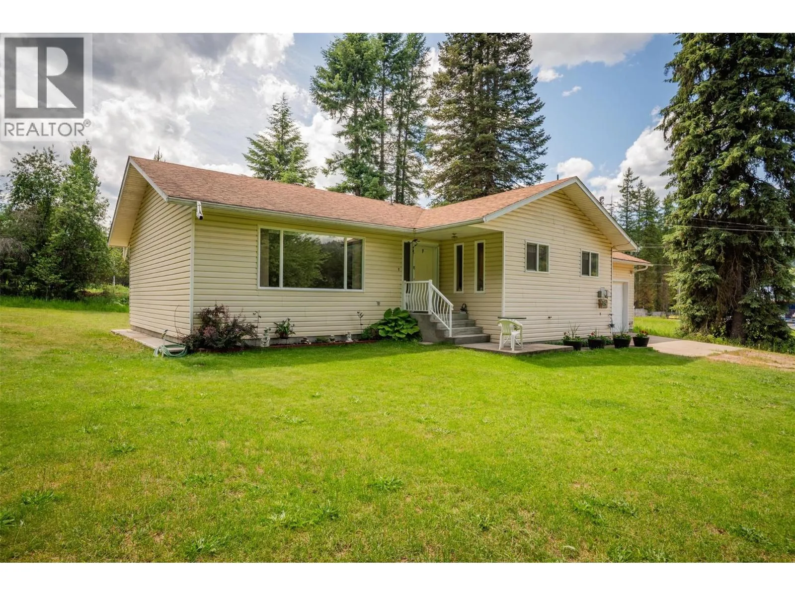 House for rent: 1764 Green Road, Fruitvale, British Columbia V0G 1L0