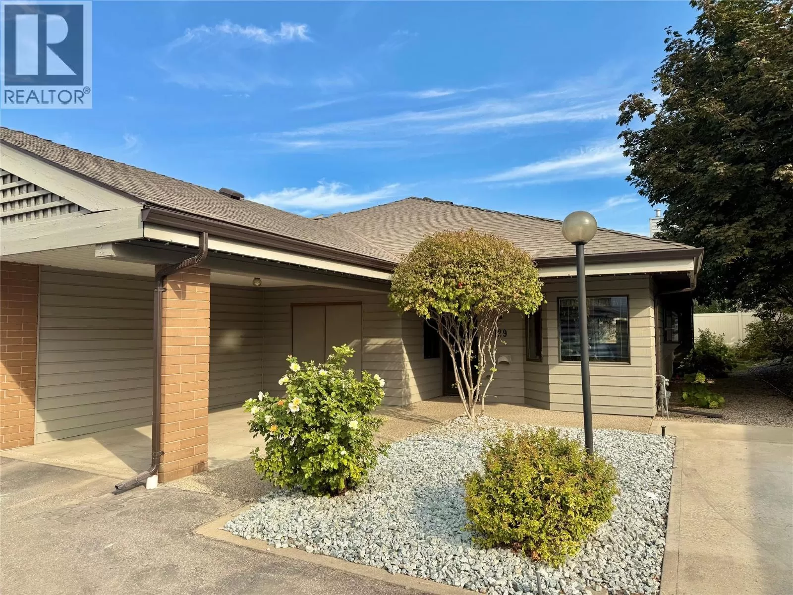 Row / Townhouse for rent: 1765 Leckie Road Unit# 129, Kelowna, British Columbia V1X 6X5