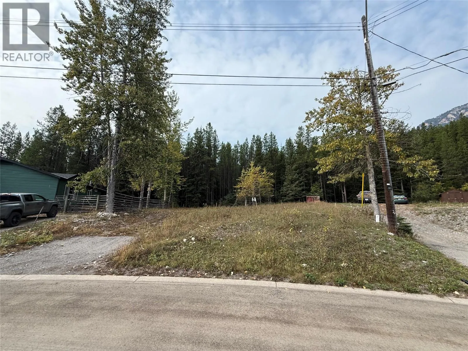 Other for rent: 1769 Niagara Crescent, Elkford, British Columbia V0B 1H0