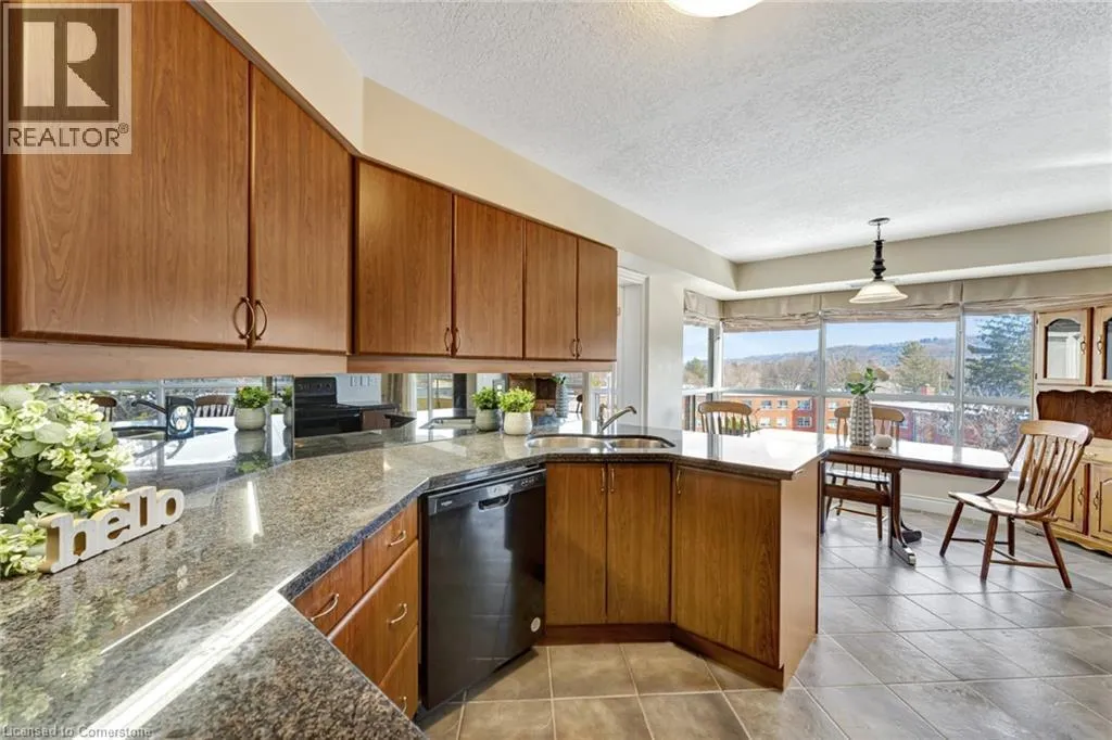 Apartment for rent: 1770 Main Street Unit# 506, Hamilton, Ontario L8S 1H1