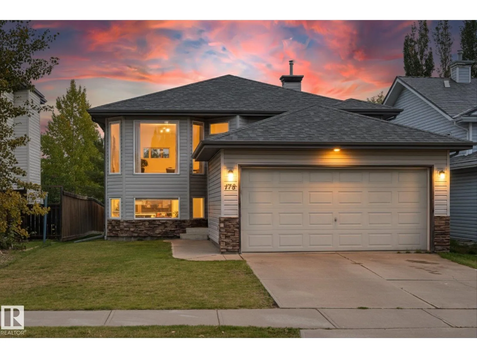 House for rent: 178 Lakeland Dr, Spruce Grove, Alberta T7X 4B5