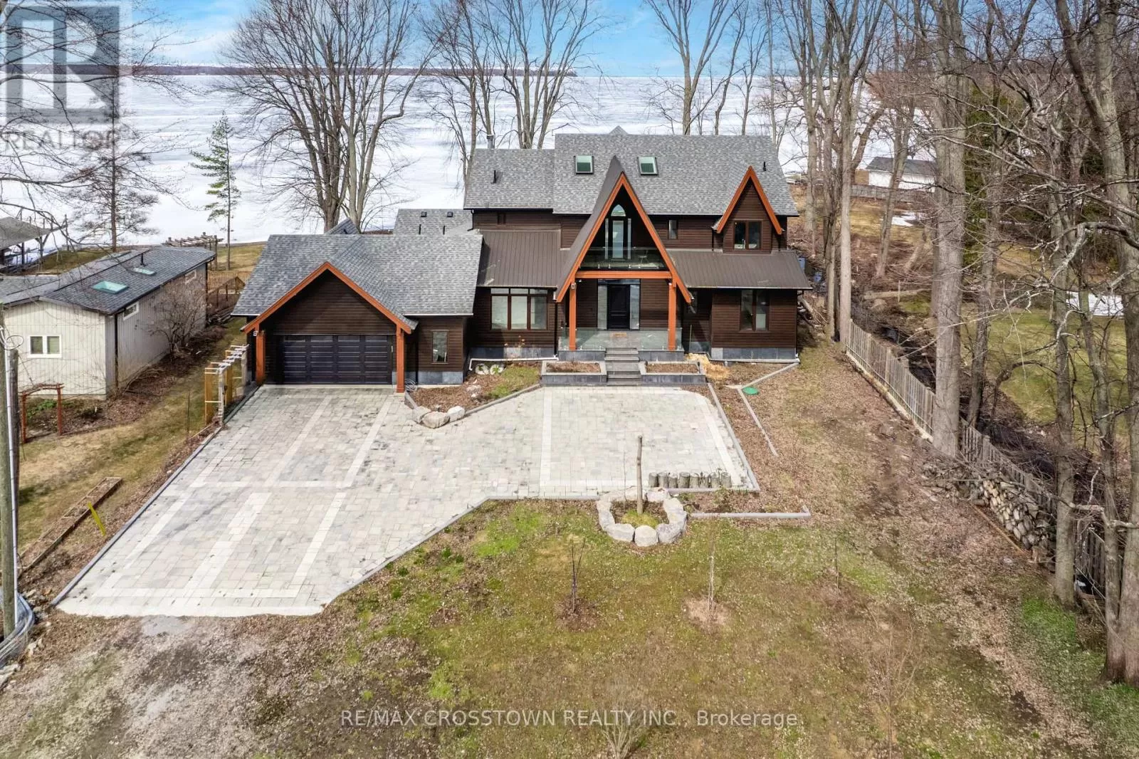 House for rent: 178 Moores Beach Road, Georgina, Ontario L0E 1N0