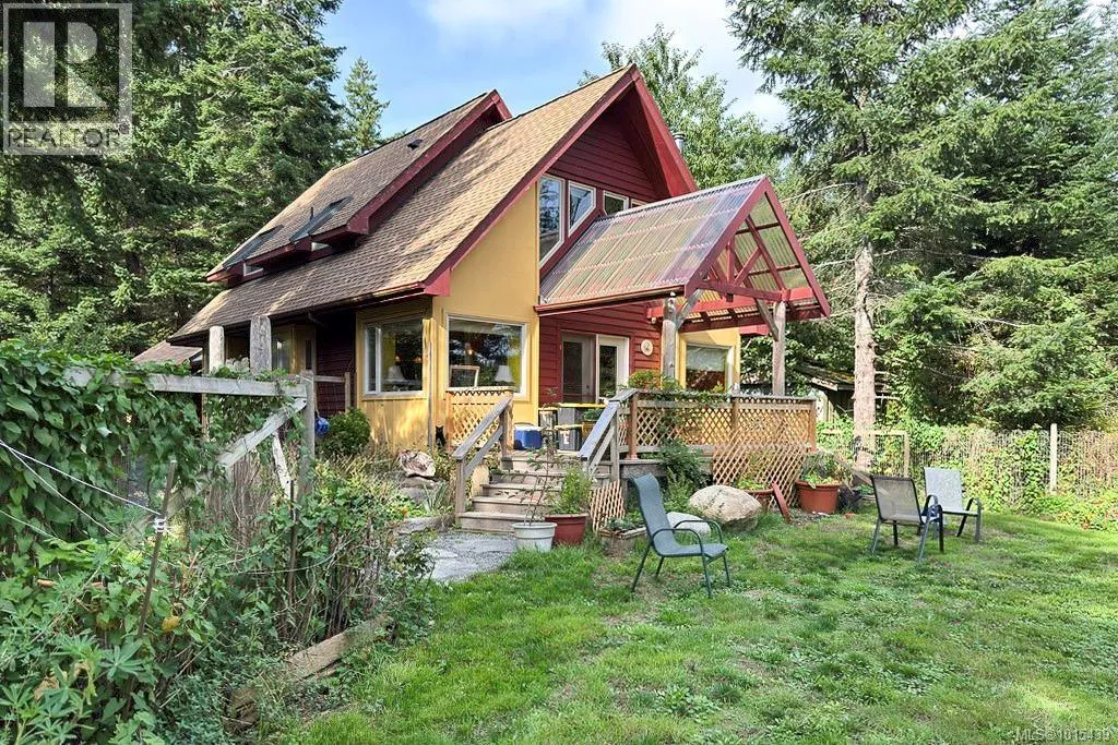 House for rent: 178 Quadra Loop, Quadra Island, British Columbia V0P 1N0