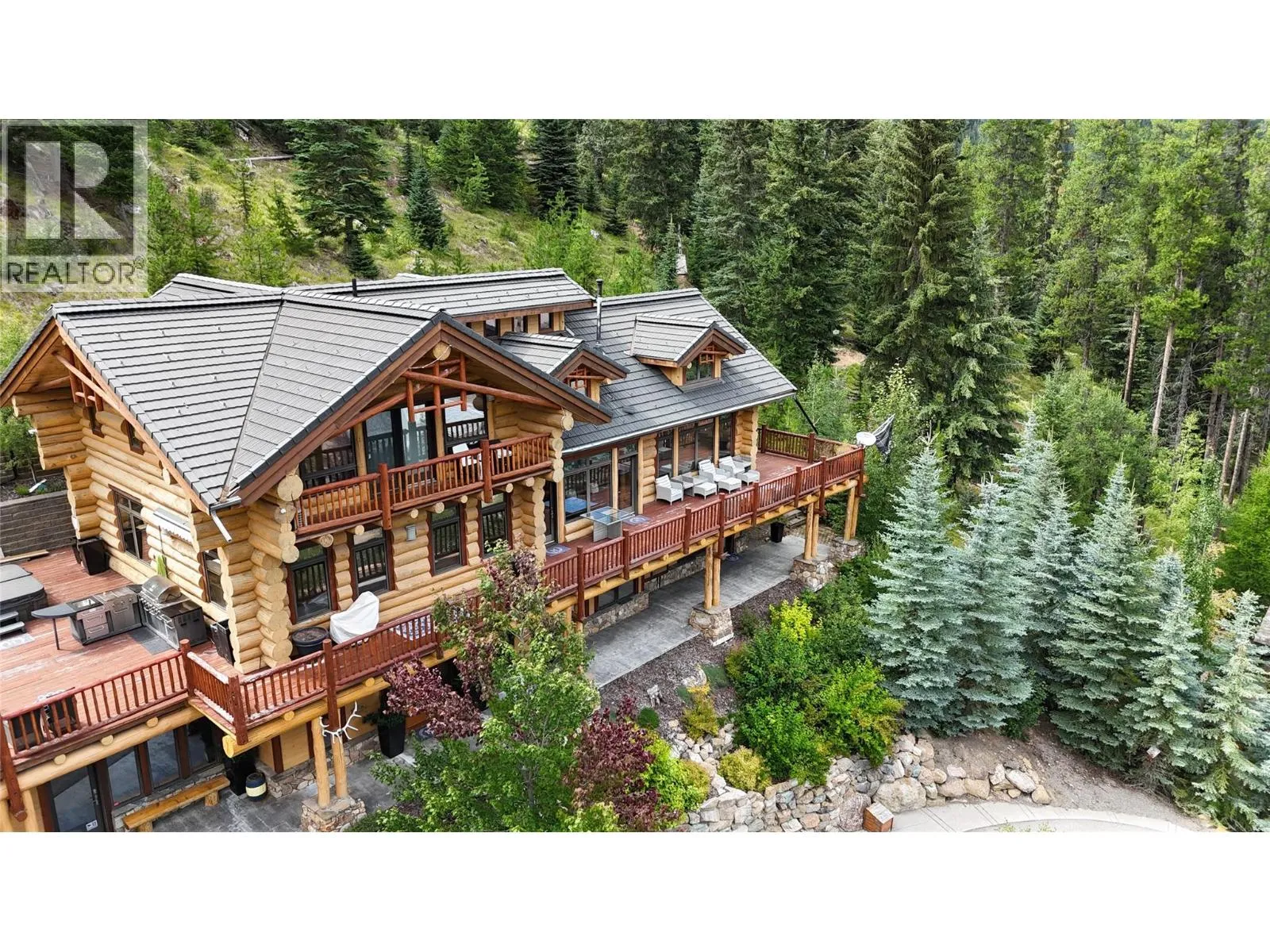 House for rent: 1783 Greywolf Drive, Panorama, British Columbia V0A 1T0