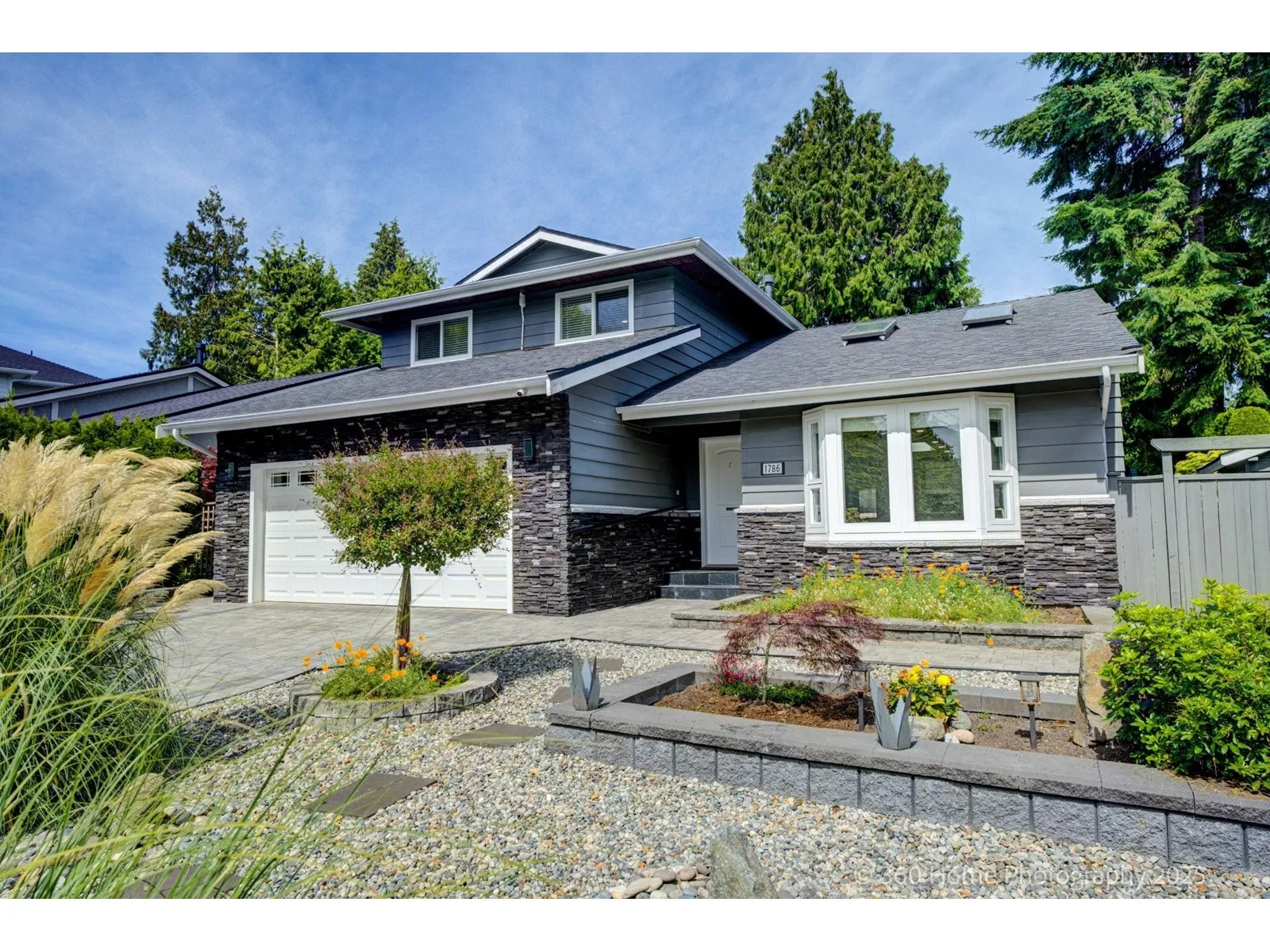 House for rent: 1786 142 Street, Surrey, British Columbia V4A 6G7