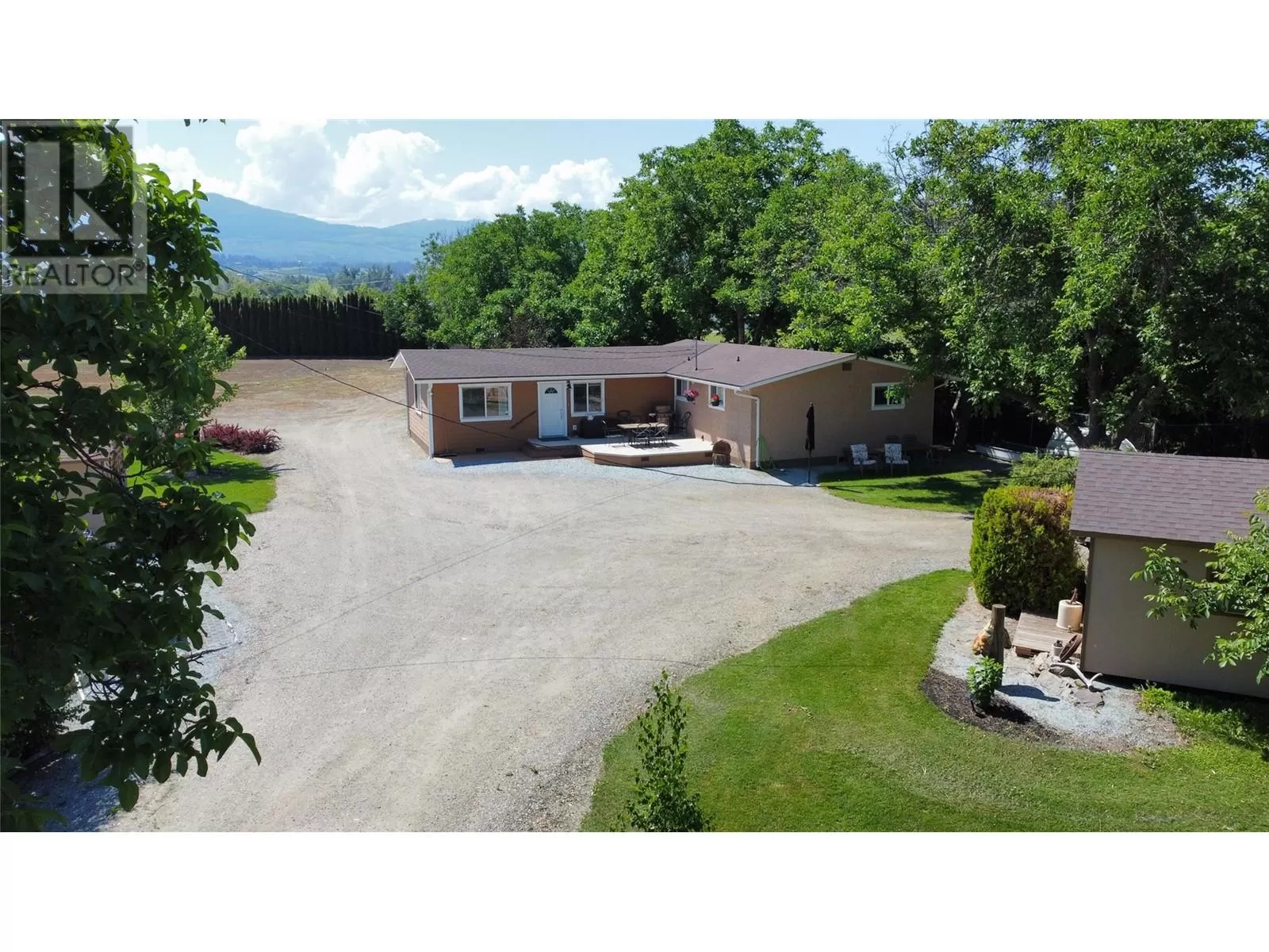 House for rent: 1789 Munson Road, Kelowna, British Columbia V1W 2G8