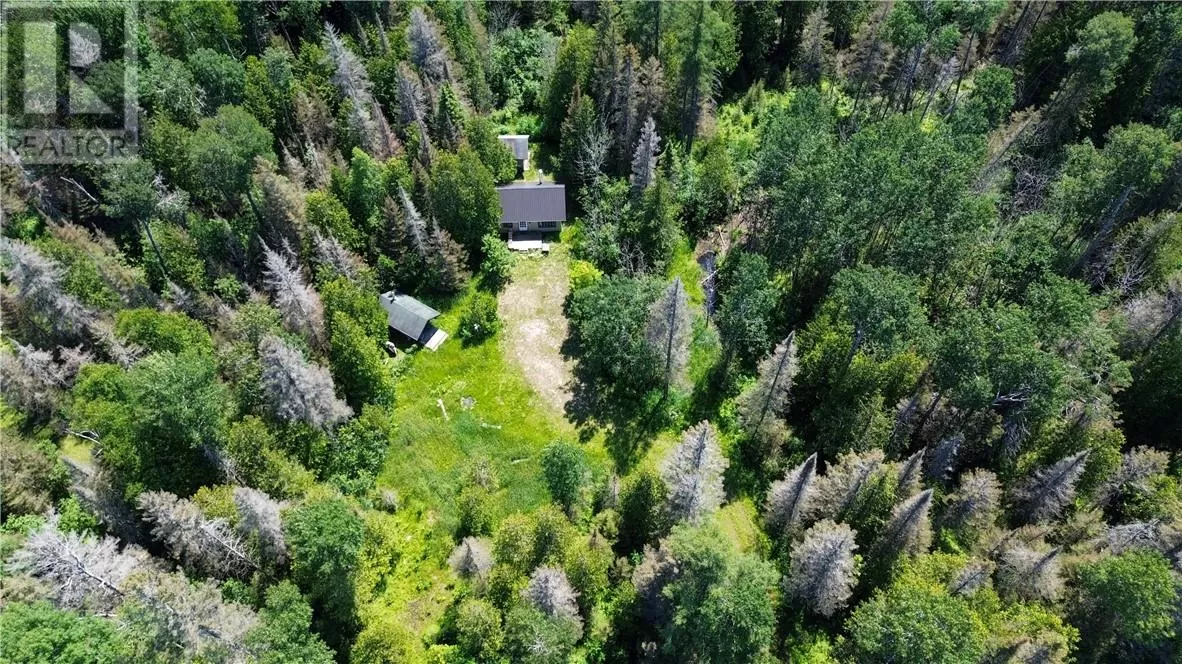 Recreational for rent: 17895 Highway 540, Evansville, Ontario P0P 1J0