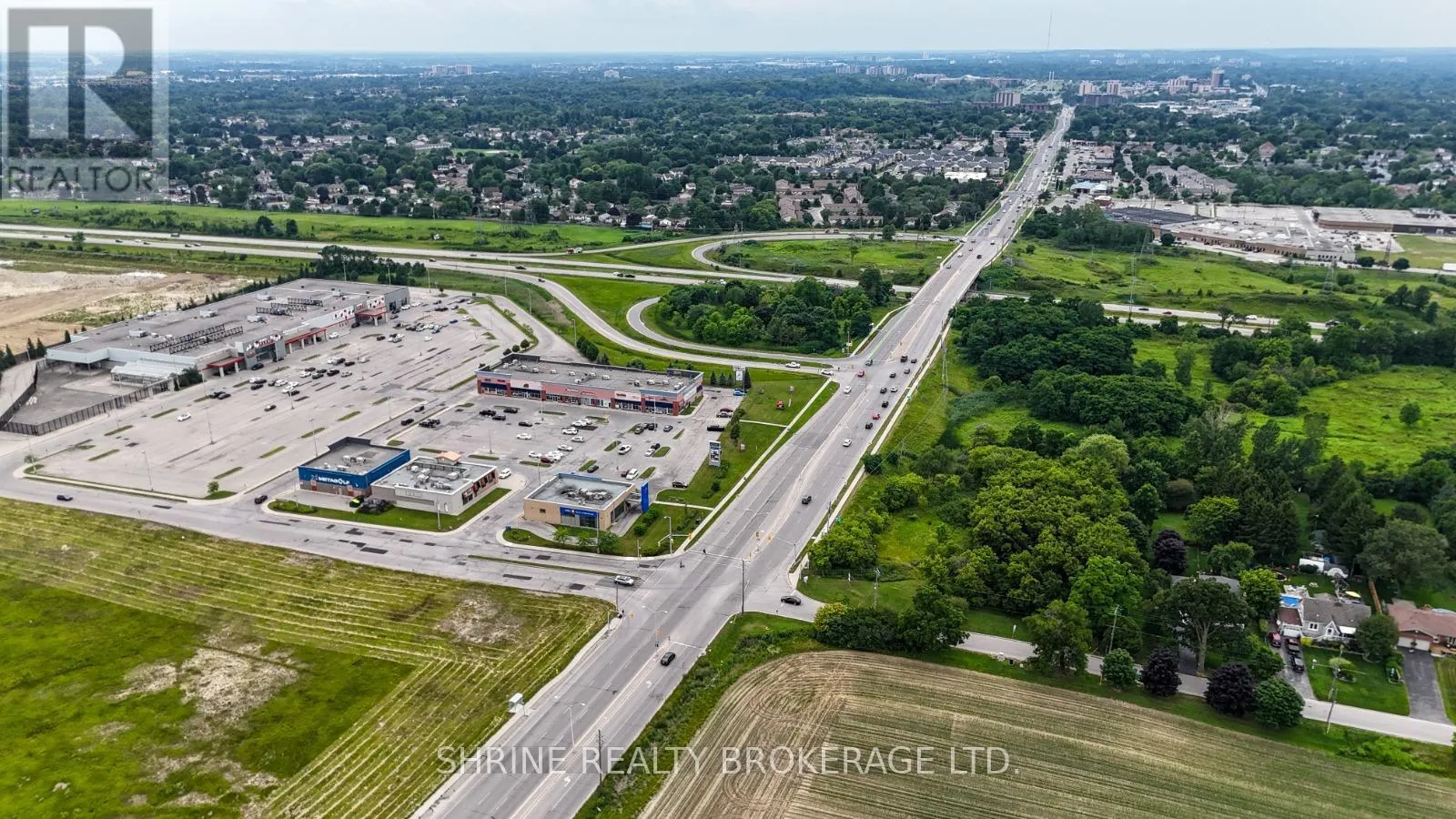 179 Meadowlily Road, London South, Ontario N6M 1C3