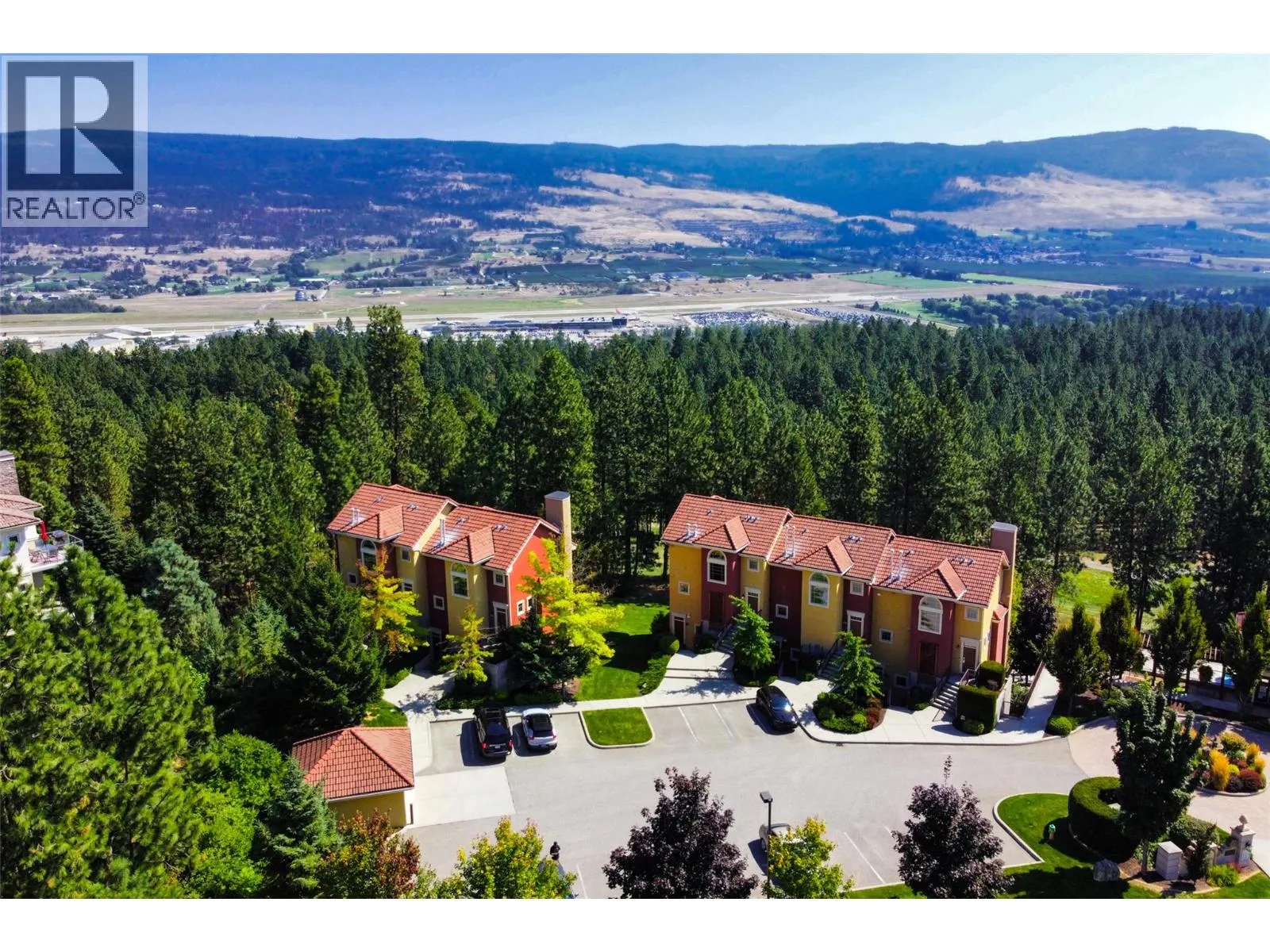 Row / Townhouse for rent: 1795 Country Club Drive Unit# 105, Kelowna, British Columbia V1V 2V9