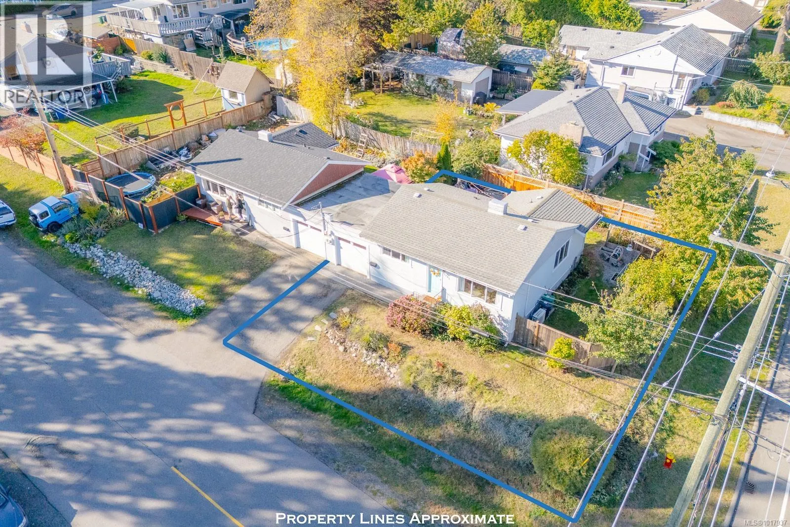 Duplex for rent: 1795 Hallen Ave, Nanaimo, British Columbia V9S 4S2