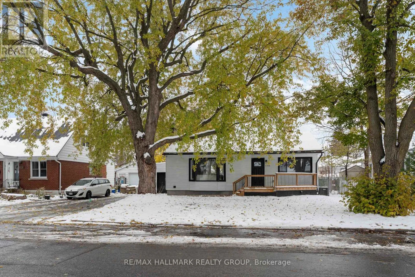 House for rent: 1796 Saunderson Drive, Ottawa, Ontario K1G 2C2