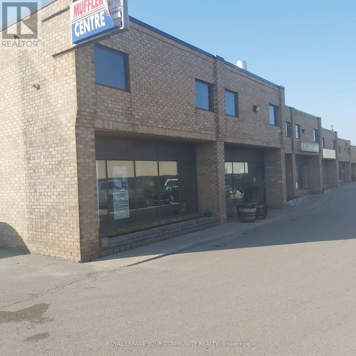 18 - 1 Delta Park Boulevard, Brampton, Ontario L6T 5G1