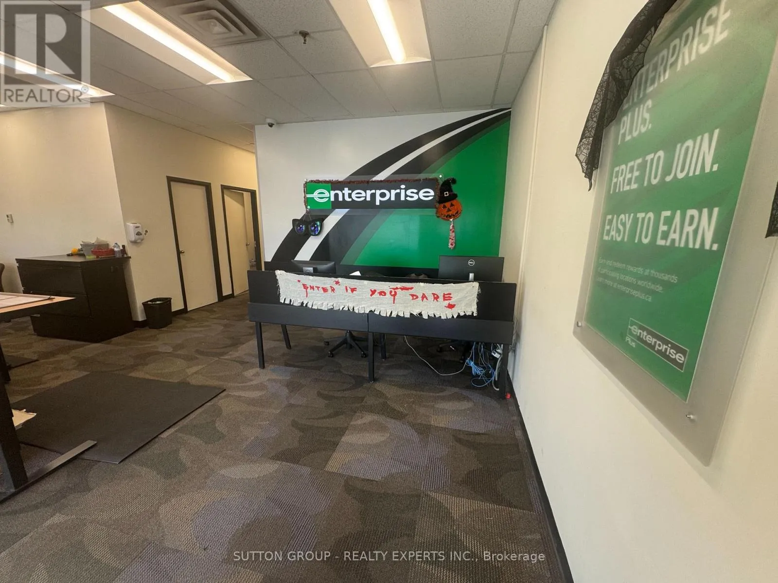 Warehouse for rent: 18 - 2074 Steeles Avenue E, Brampton, Ontario L6T 4Z9