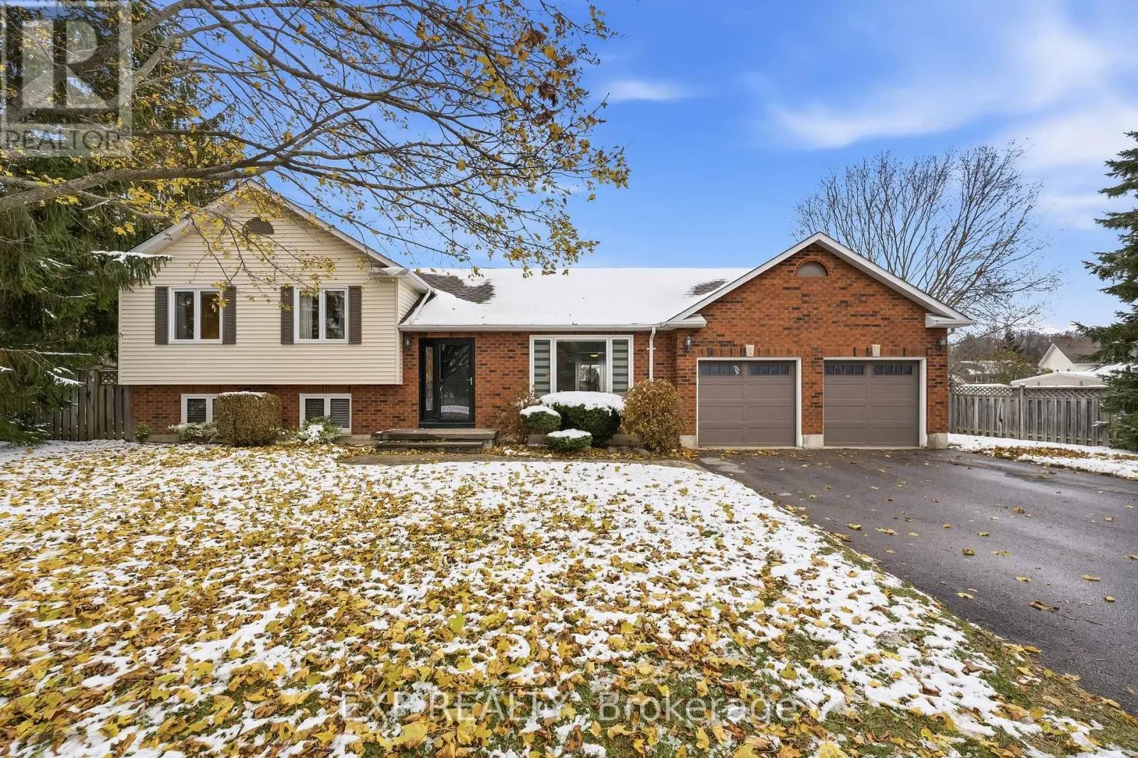 House for rent: 18 Elm Avenue, Hamilton Township, Ontario K0K 1C0