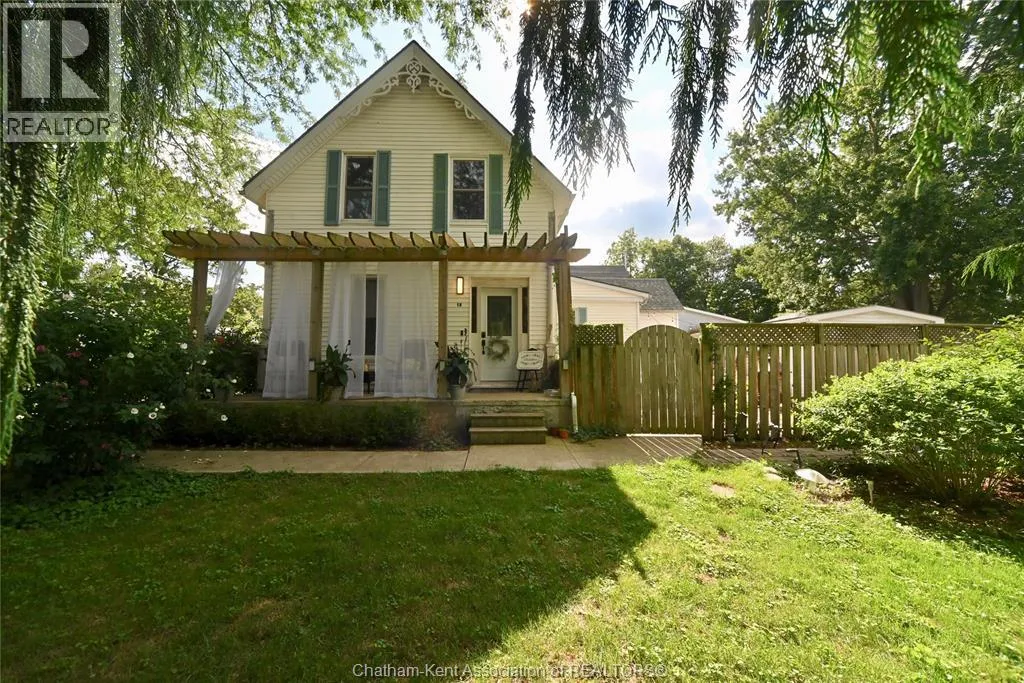 House for rent: 18 Erie Street North, Ridgetown, Ontario N0P 2C0