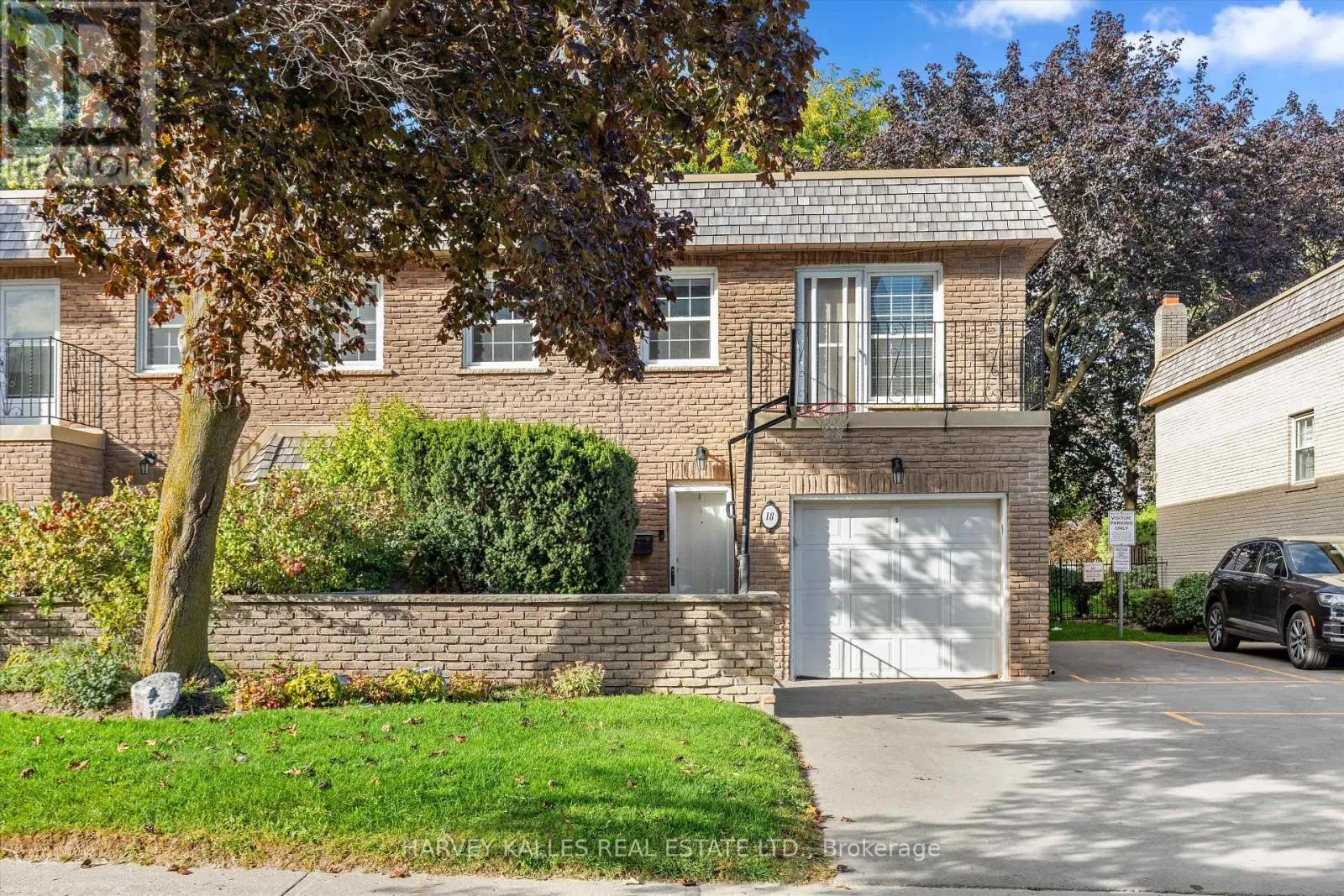 Row / Townhouse for rent: 18 Farmstead Road, Toronto, Ontario M2L 2G2