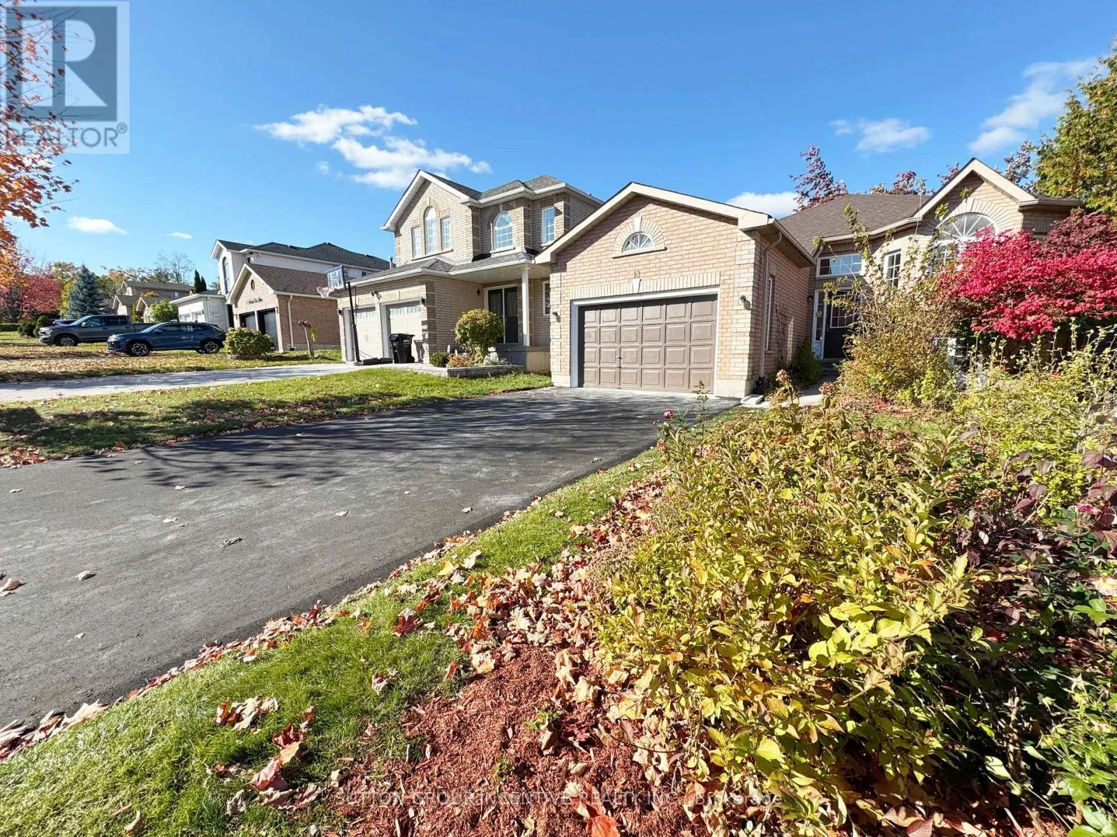 House for rent: 18 Forest Dale Drive, Barrie, Ontario L4M 6M7