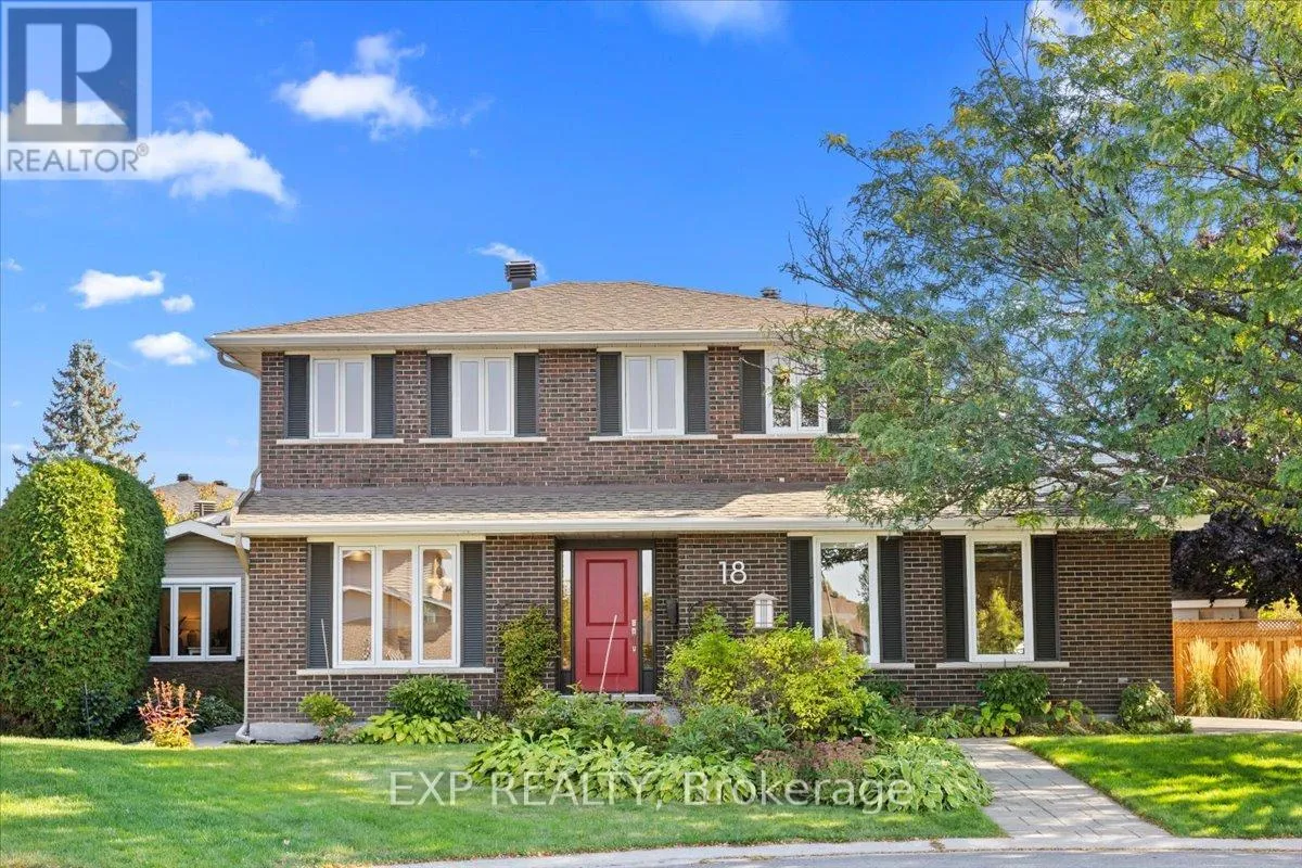 House for rent: 18 Ivylea Street, Ottawa, Ontario K2G 4X5