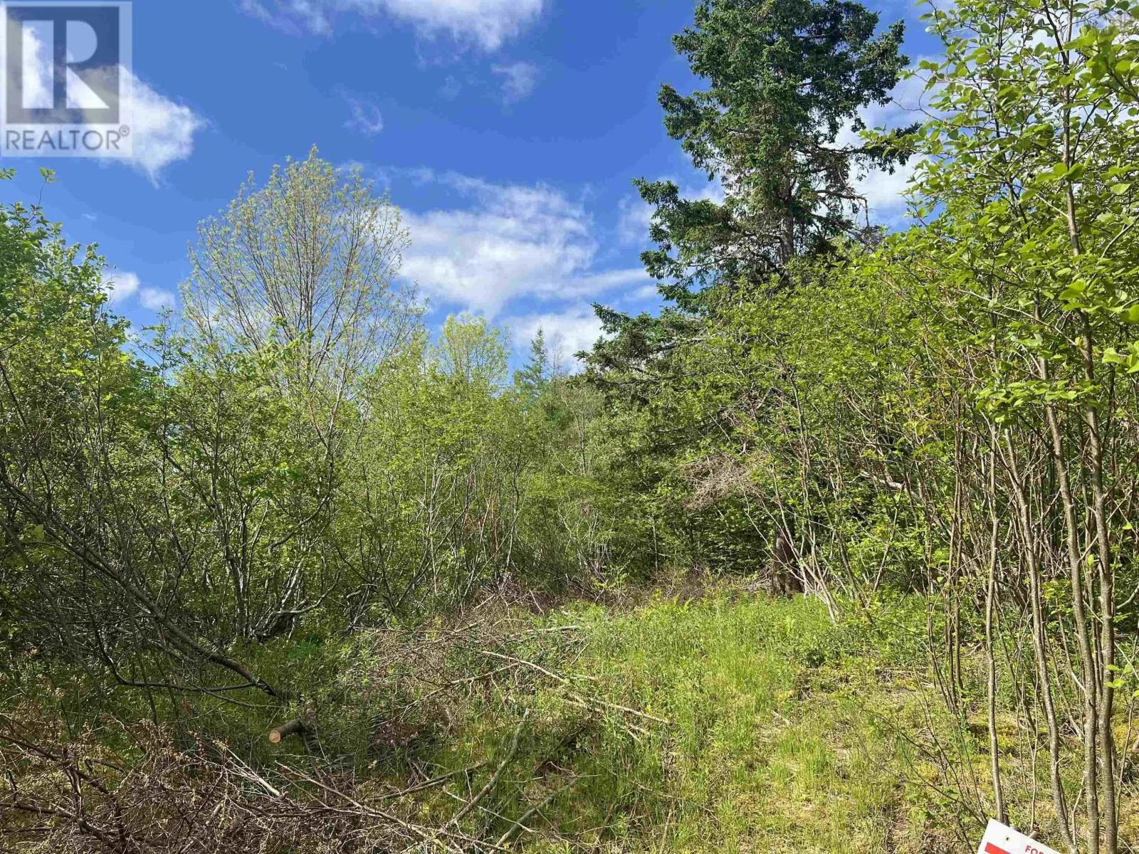 18 Jorphie Drive, East Uniacke, Nova Scotia B0N 1X0