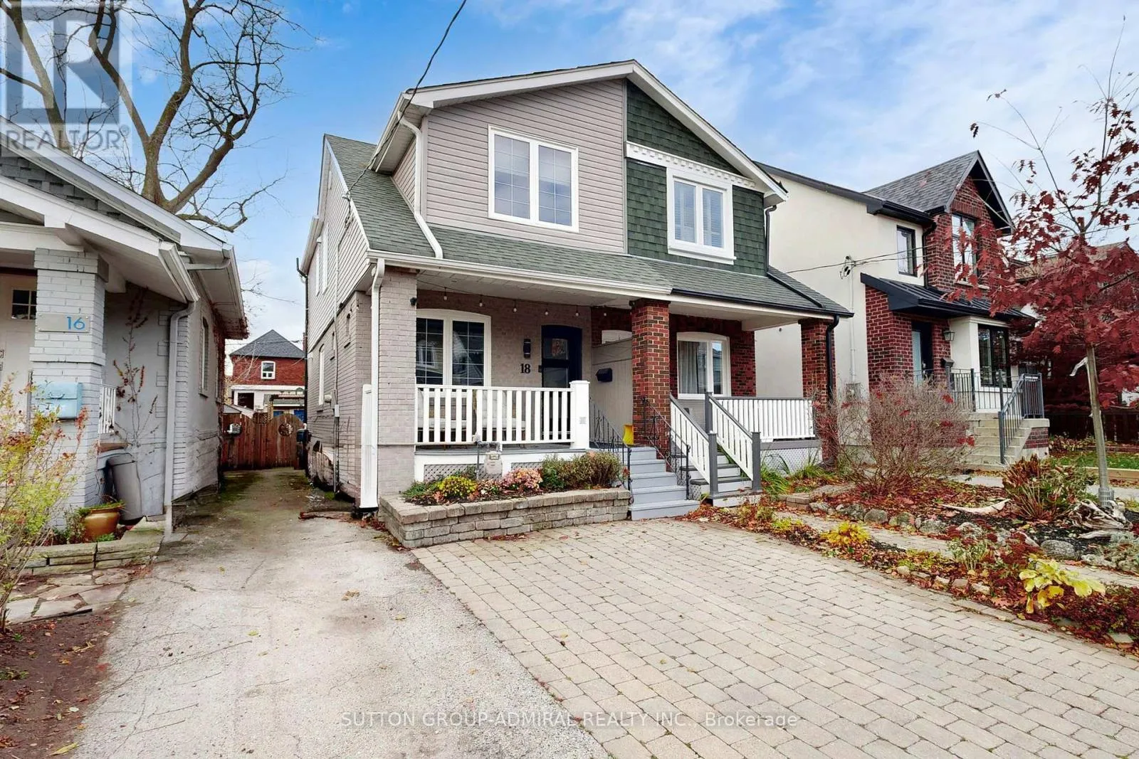 House for rent: 18 Leroy Avenue, Toronto, Ontario M4J 4G7