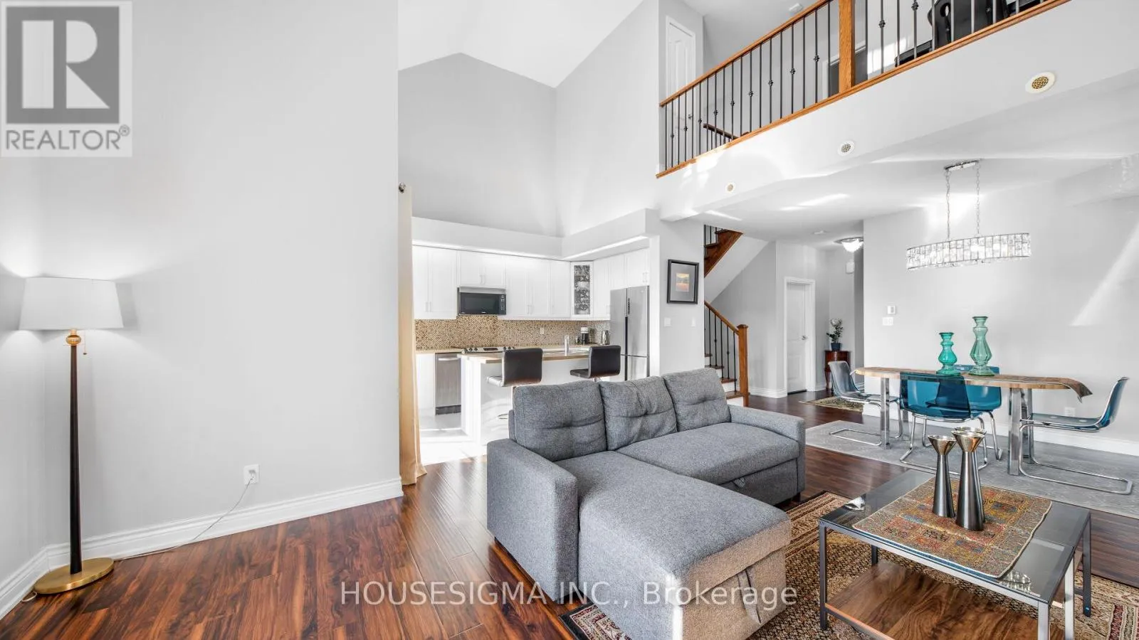 Row / Townhouse for rent: 18 Lovegrove Lane, Ajax, Ontario L1S 0E7