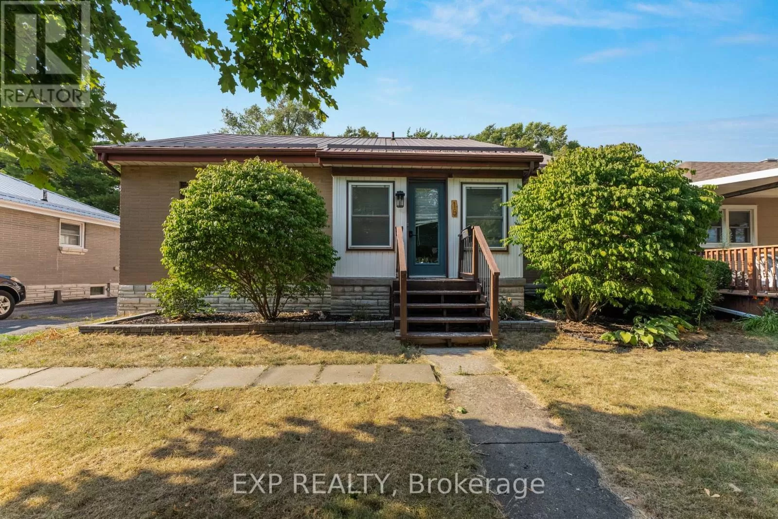 House for rent: 18 Montgomery Boulevard, Belleville, Ontario K8N 1H9