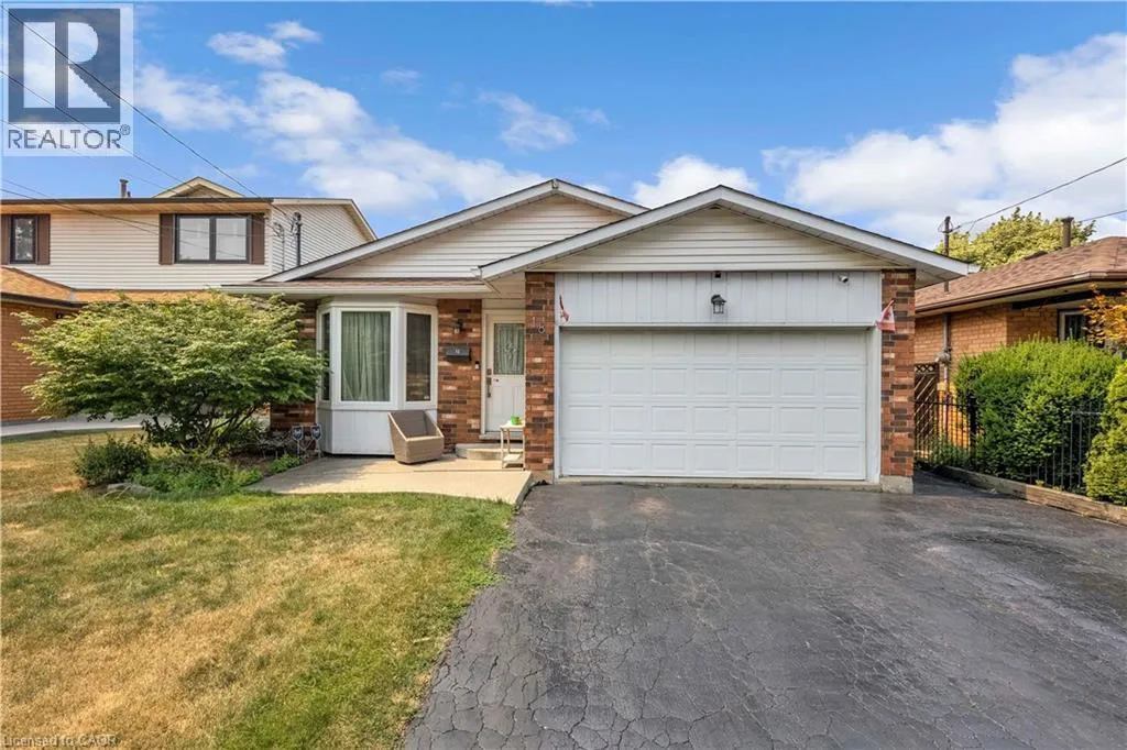 House for rent: 18 Rosewell Street, Hamilton, Ontario L8W 2L1