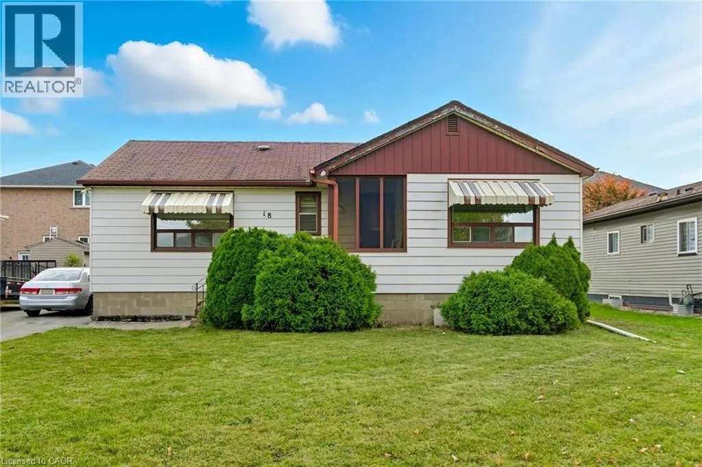 House for rent: 18 Second Road W, Stoney Creek, Ontario L8J 2V3