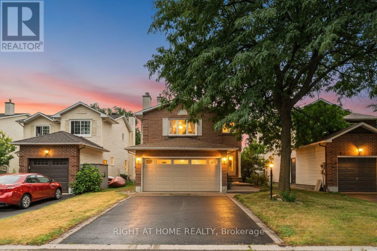 House for rent: 18 Shetland Way, Ottawa, Ontario K2M 1R9