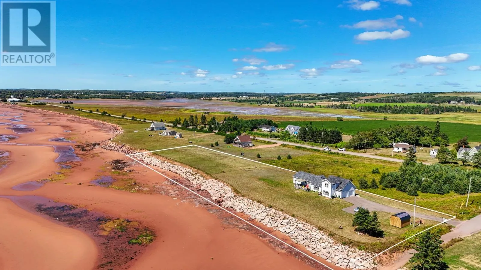 House for rent: 18 Shore Rd E, Hampton, Prince Edward Island C0A 1Z0