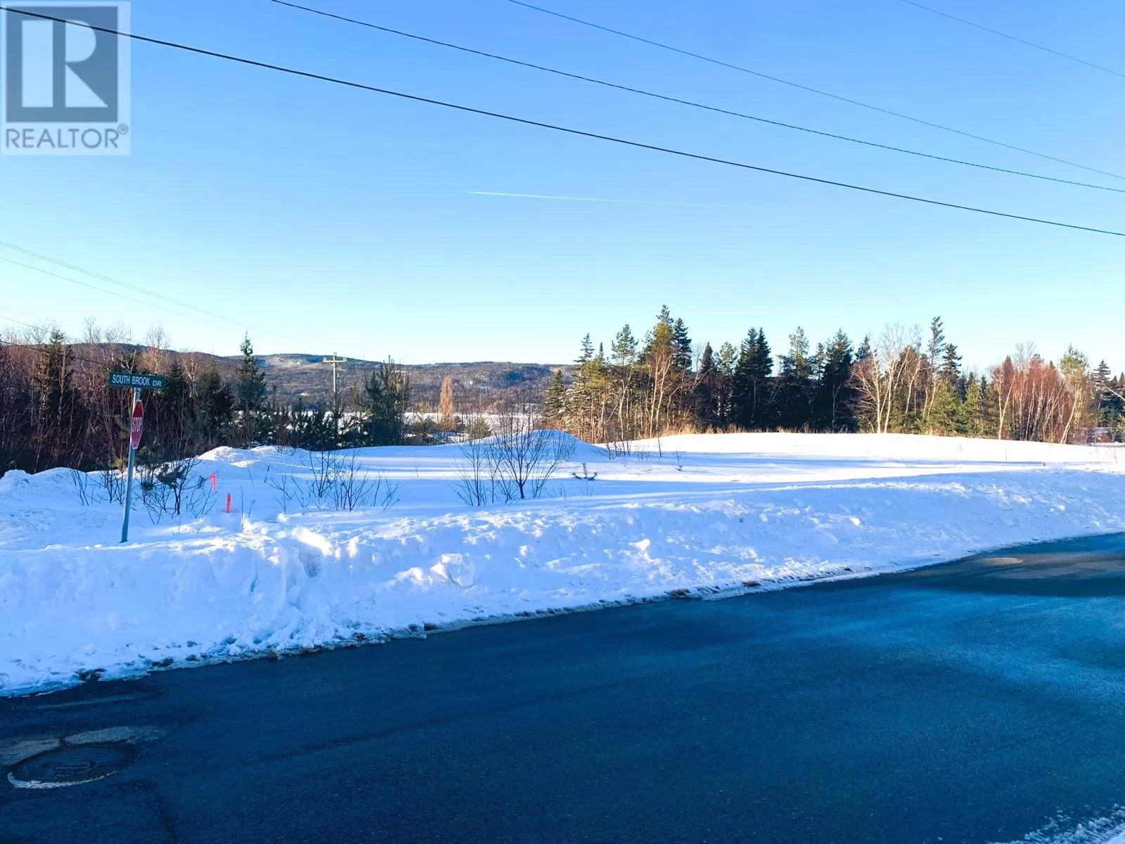 18 South Brook Drive, Pasadena, Newfoundland & Labrador A0L 1K0