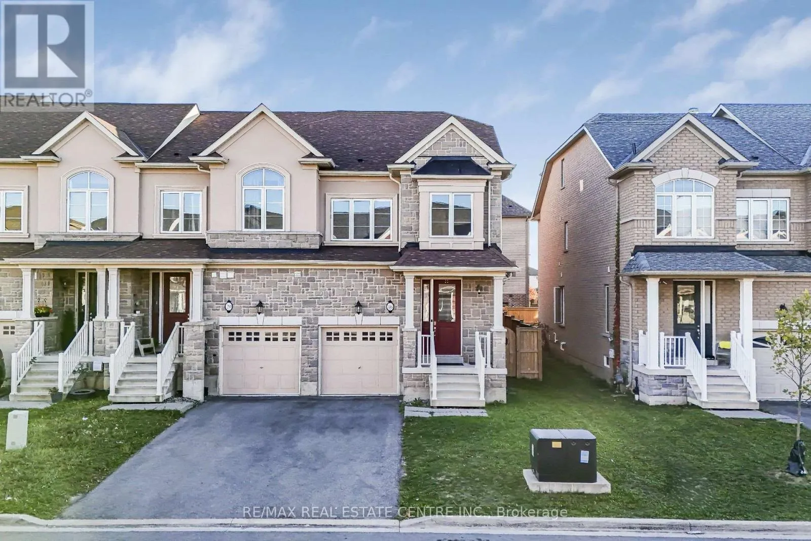 Row / Townhouse for rent: 18 Talence Drive, Hamilton, Ontario L8J 0L2