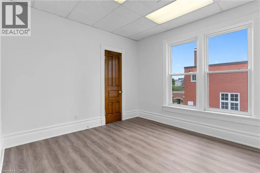 18 Weber Street W Unit# Office 7, Kitchener, Ontario N2H 3Z2