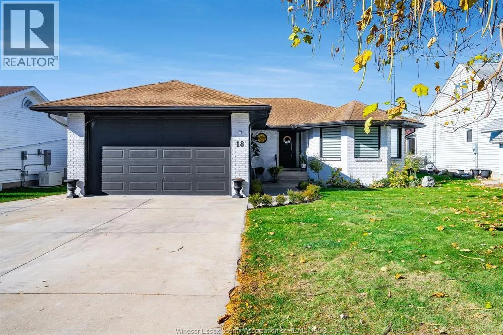 House for rent: 18 William Avenue, Kingsville, Ontario N9Y 3T2