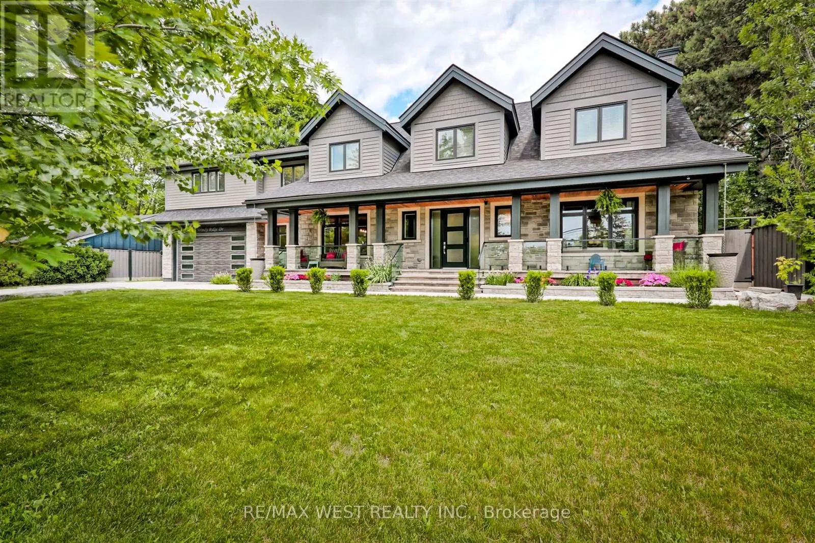 House for rent: 18 Windy Ridge Drive, Toronto, Ontario M1M 1H5