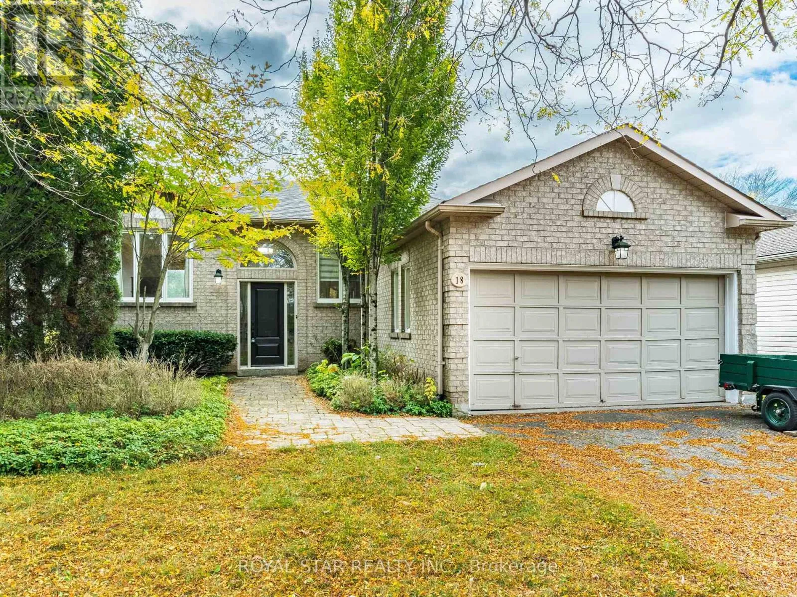 House for rent: 18 Woodside Square, Pelham, Ontario L0S 1E4