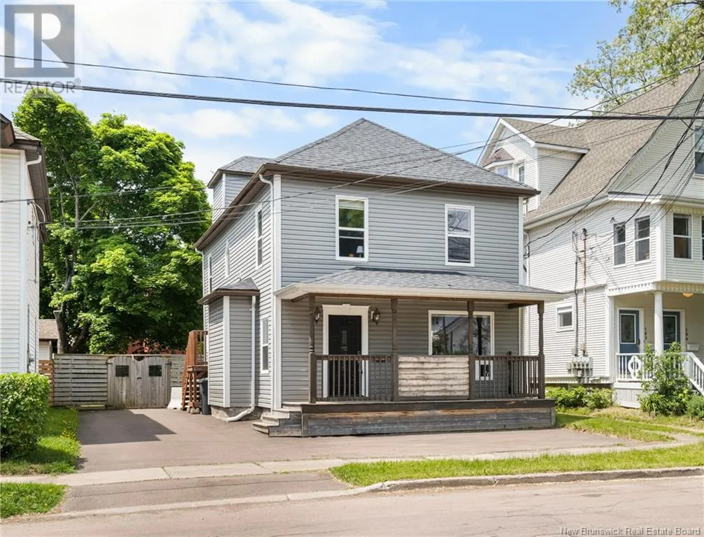 Duplex for rent: 180 Highfield Street, Moncton, New Brunswick E1C 5P3