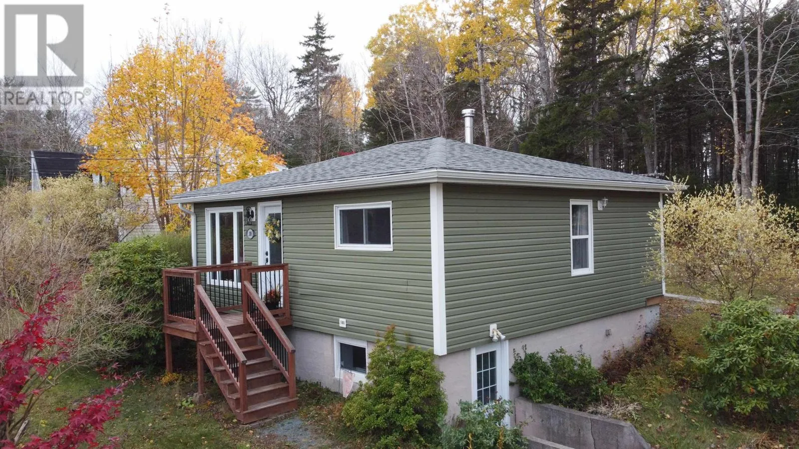 House for rent: 180 Lakeview Avenue, Middle Sackville, Nova Scotia B4E 3B5