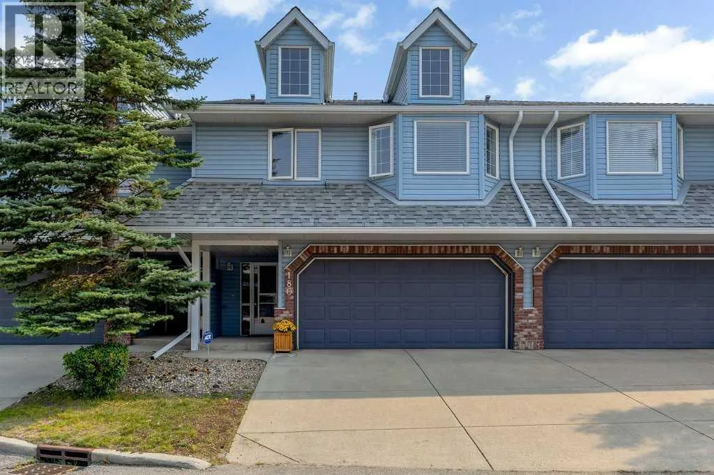 Row / Townhouse for rent: 180 Valley Ridge Heights Nw, Calgary, Alberta T3B 5T3