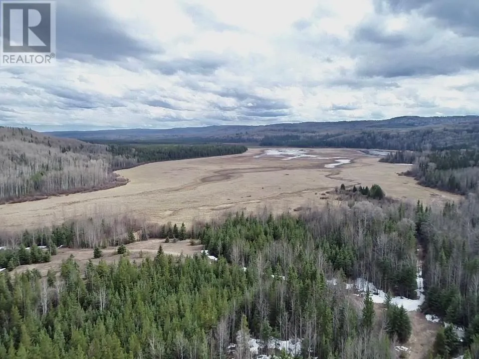 Other for rent: 18008 Highway 52, Dawson Creek, British Columbia V0C 1B0