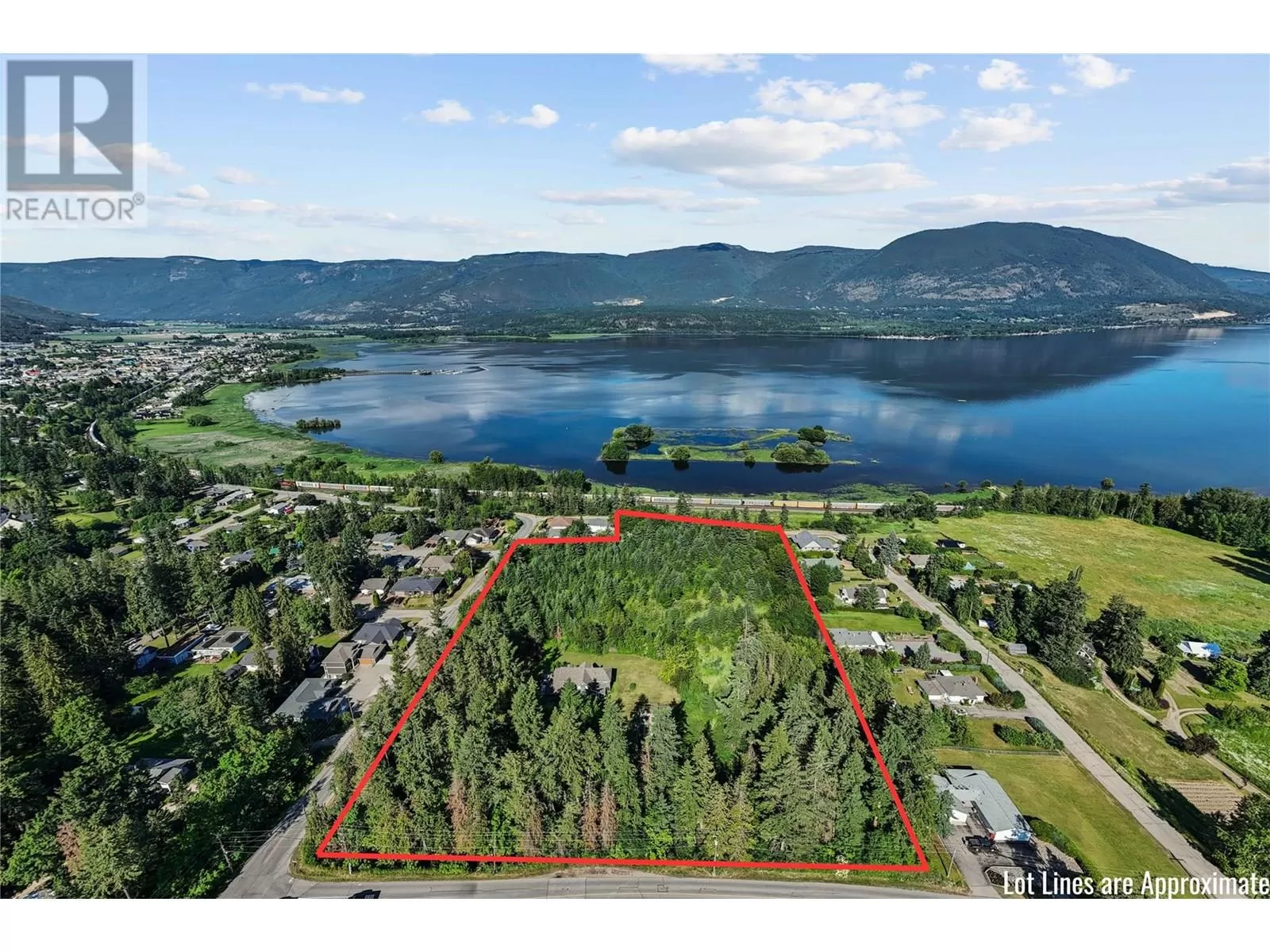 Other for rent: 1801 20 Avenue Ne, Salmon Arm, British Columbia V1E 2G3