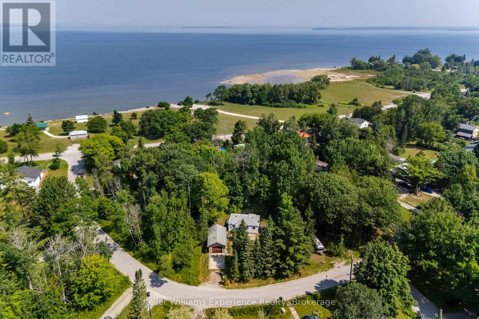 House for rent: 180&184 Silver Birch Crescent, Tay, Ontario L0K 1R0