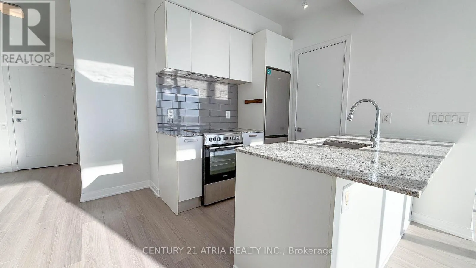 Apartment for rent: 1805 - 57 St. Joseph Street, Toronto, Ontario M5S 0C5