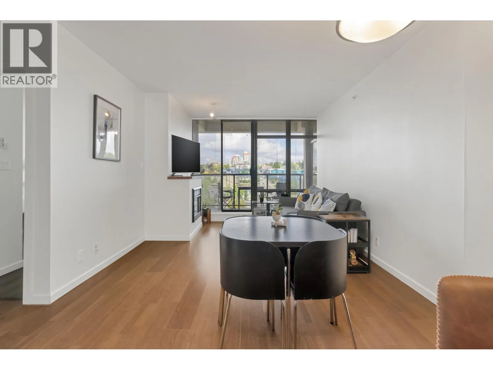 Apartment for rent: 1808 610 Victoria Street, New Westminster, British Columbia V3M 0A5