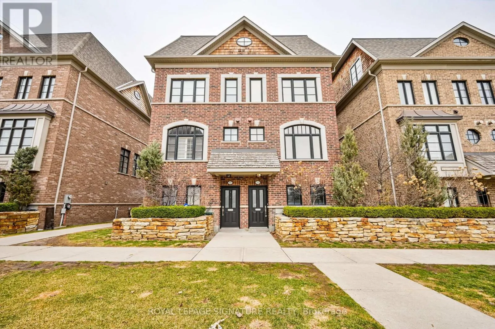 House for rent: 1809 Pagehurst Avenue, Mississauga, Ontario L4X 1Y6