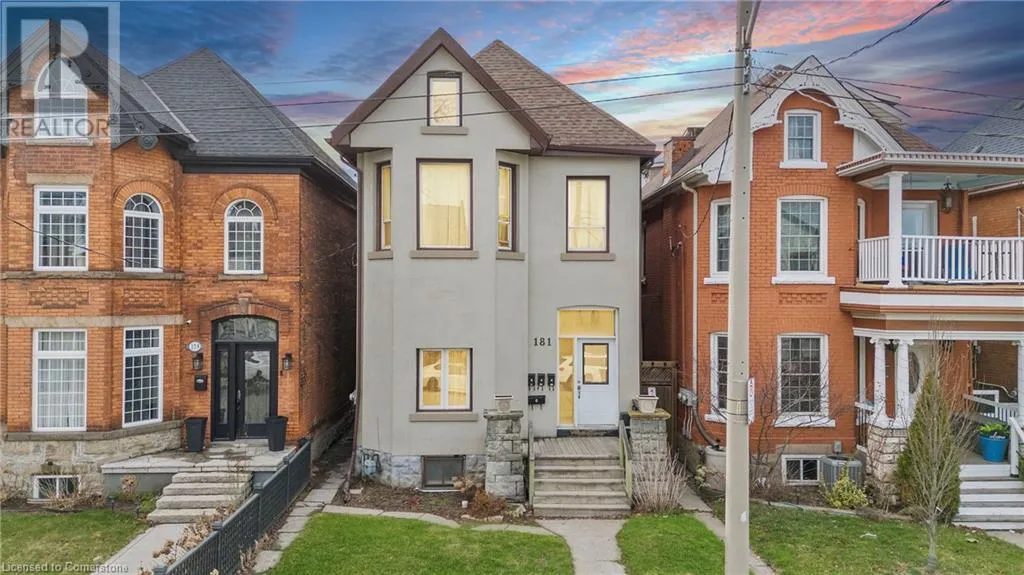 Fourplex for rent: 181 West Avenue N, Hamilton, Ontario L9L 5C7